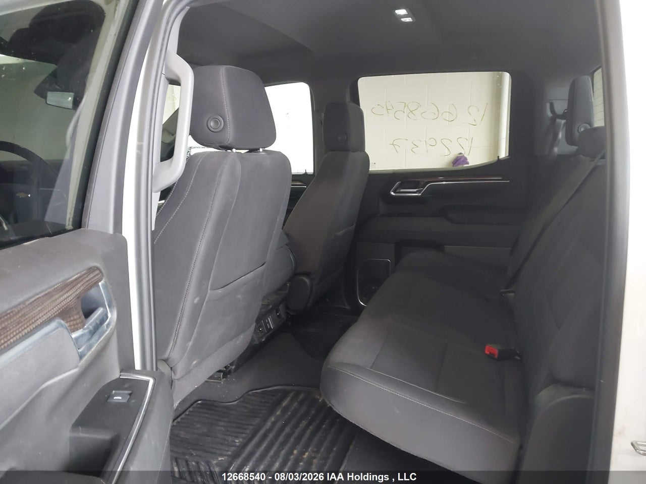 2GCUKDED1S1122937 · 2025 CHEVROLET SILVERADO K1500 LT · 8/16