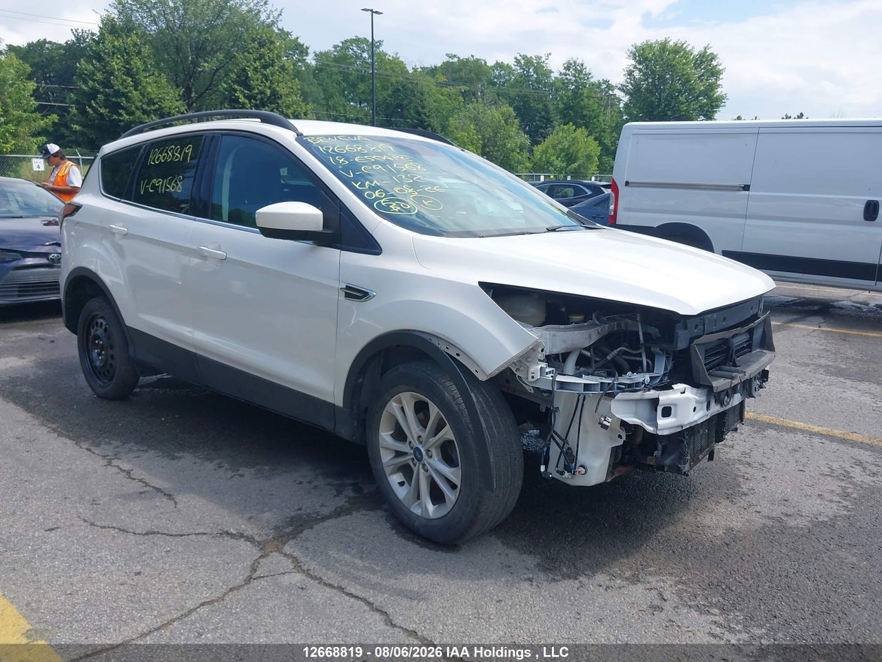 1FMCU0GD4JUC91568 · 2018 FORD ESCAPE SE