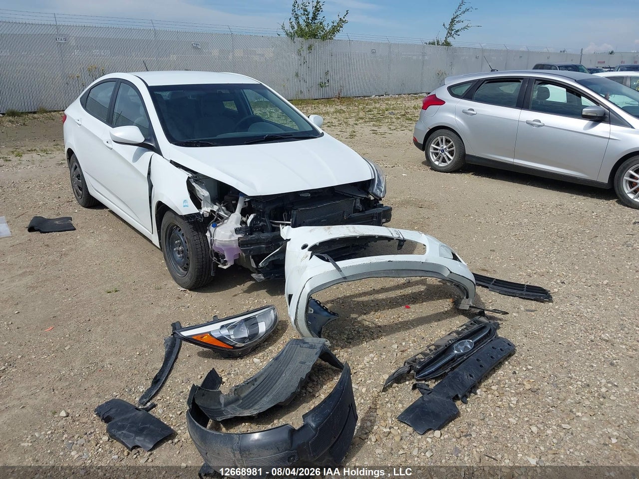 KMHCT4AE7GU999236 · 2016 HYUNDAI ACCENT SE