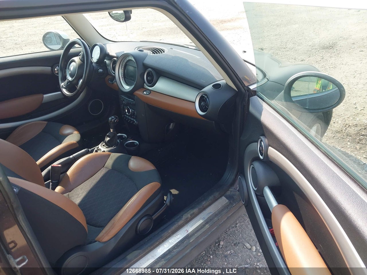 WMWSV3C52BTY10313 · 2011 MINI COOPER S · 5/19