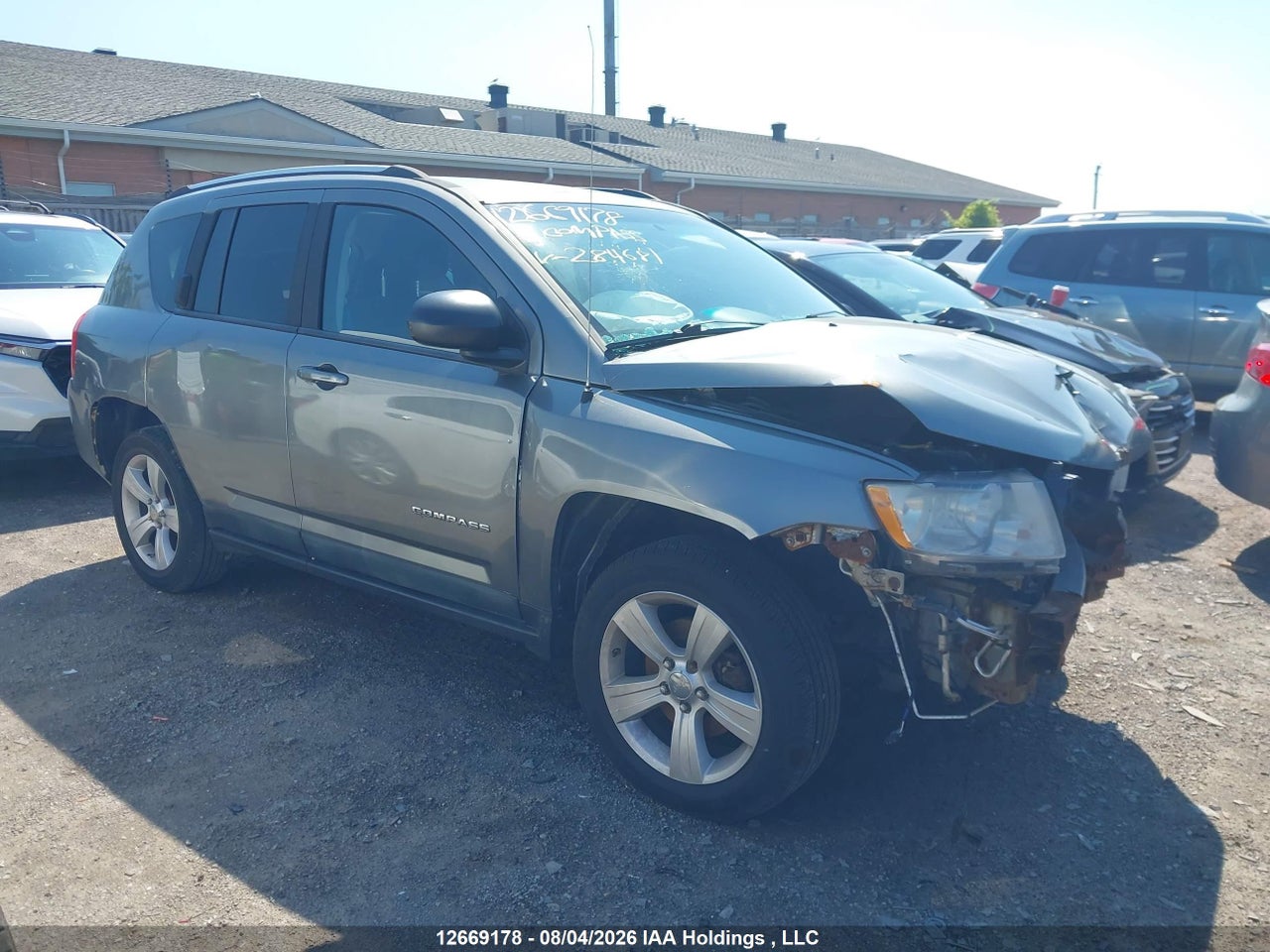 1J4NT4FB5BD284681 · 2011 JEEP COMPASS