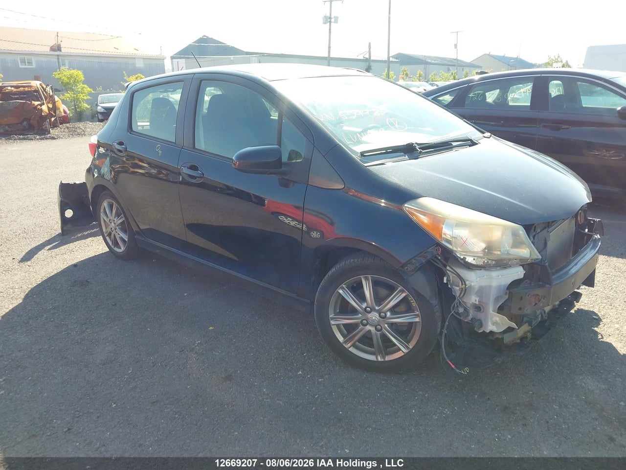 JTDKTUD31CD529482 · 2012 TOYOTA YARIS SE