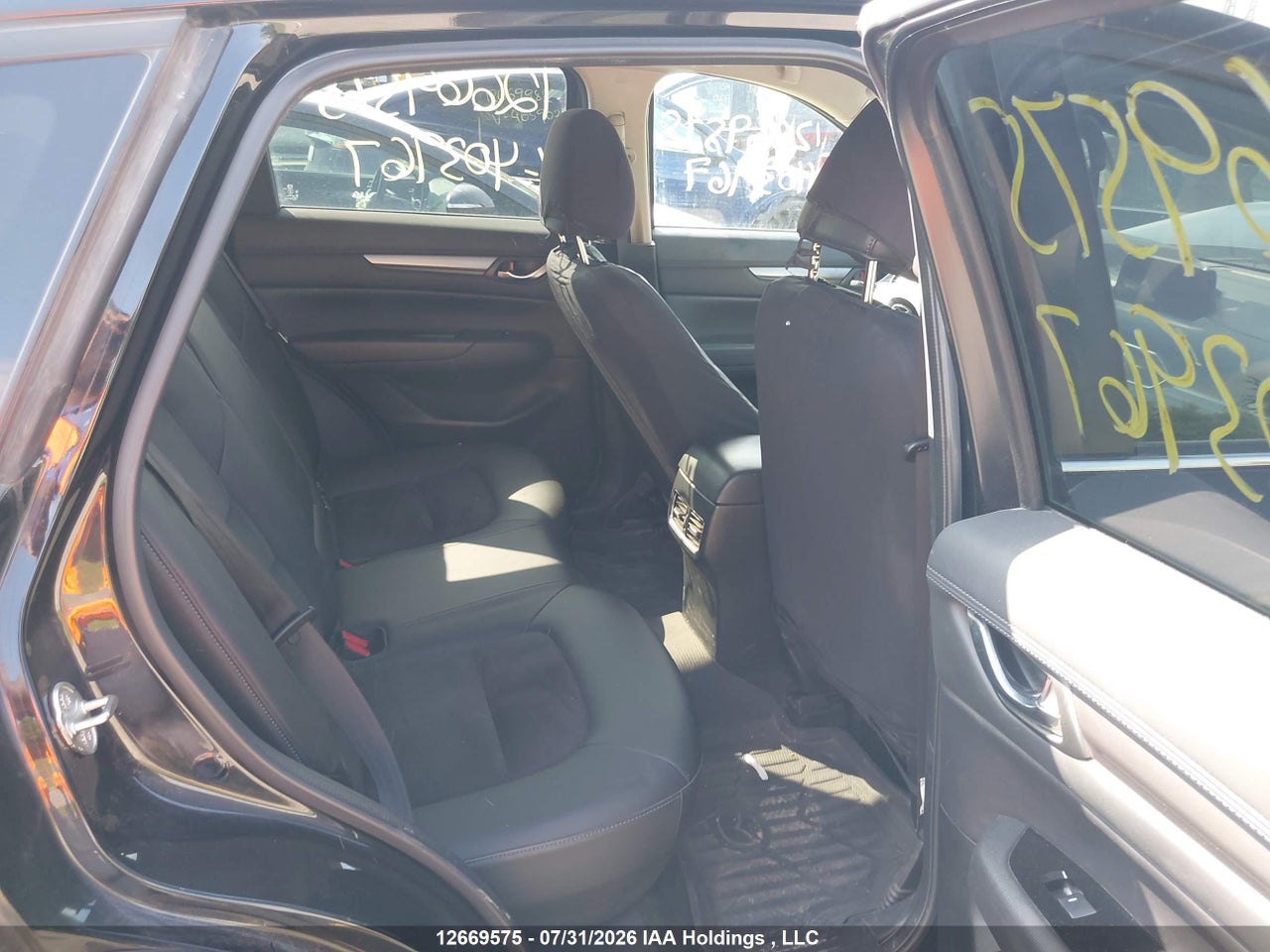 JM3KFBCM7J0403967 · 2018 MAZDA CX-5 GS · 8/22