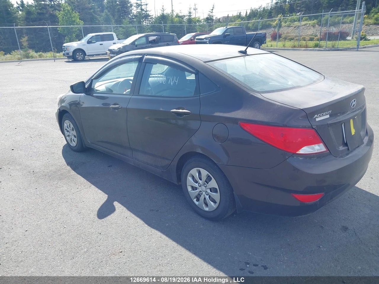 KMHCT4AE3GU984524 · 2016 HYUNDAI ACCENT GL · 3/21