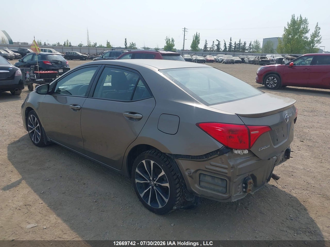 2T1BURHE4HC920393 · 2017 TOYOTA COROLLA L/LE/XLE/SE/XSE · 3/21