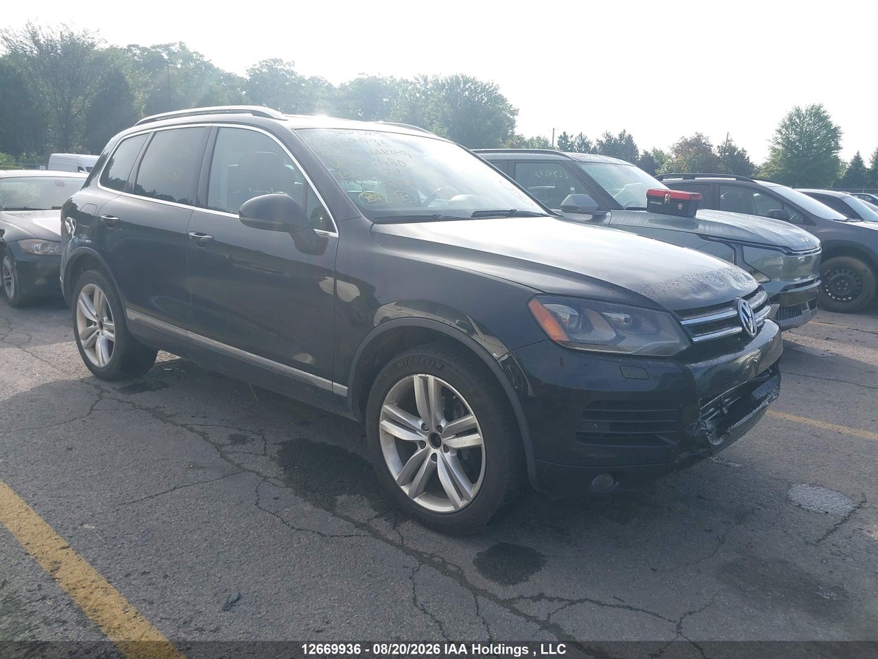 WVGDF9BP0CD001480 · 2012 VOLKSWAGEN TOUAREG V6