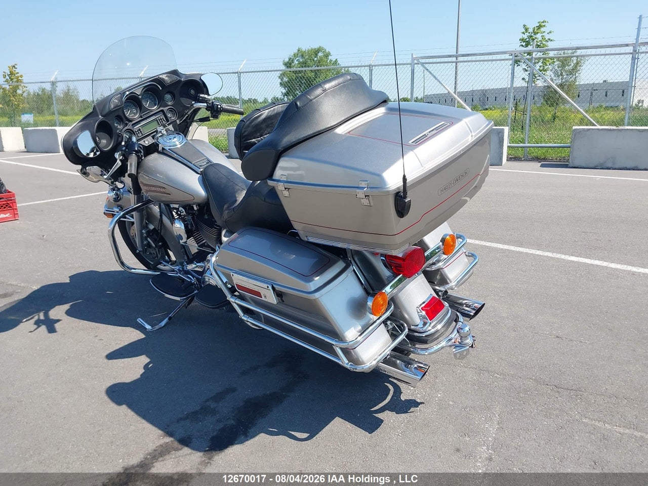 5HD1FF4127Y673593 · 2007 HARLEY DAVIDSON FLHT CLASSIC · 3/19