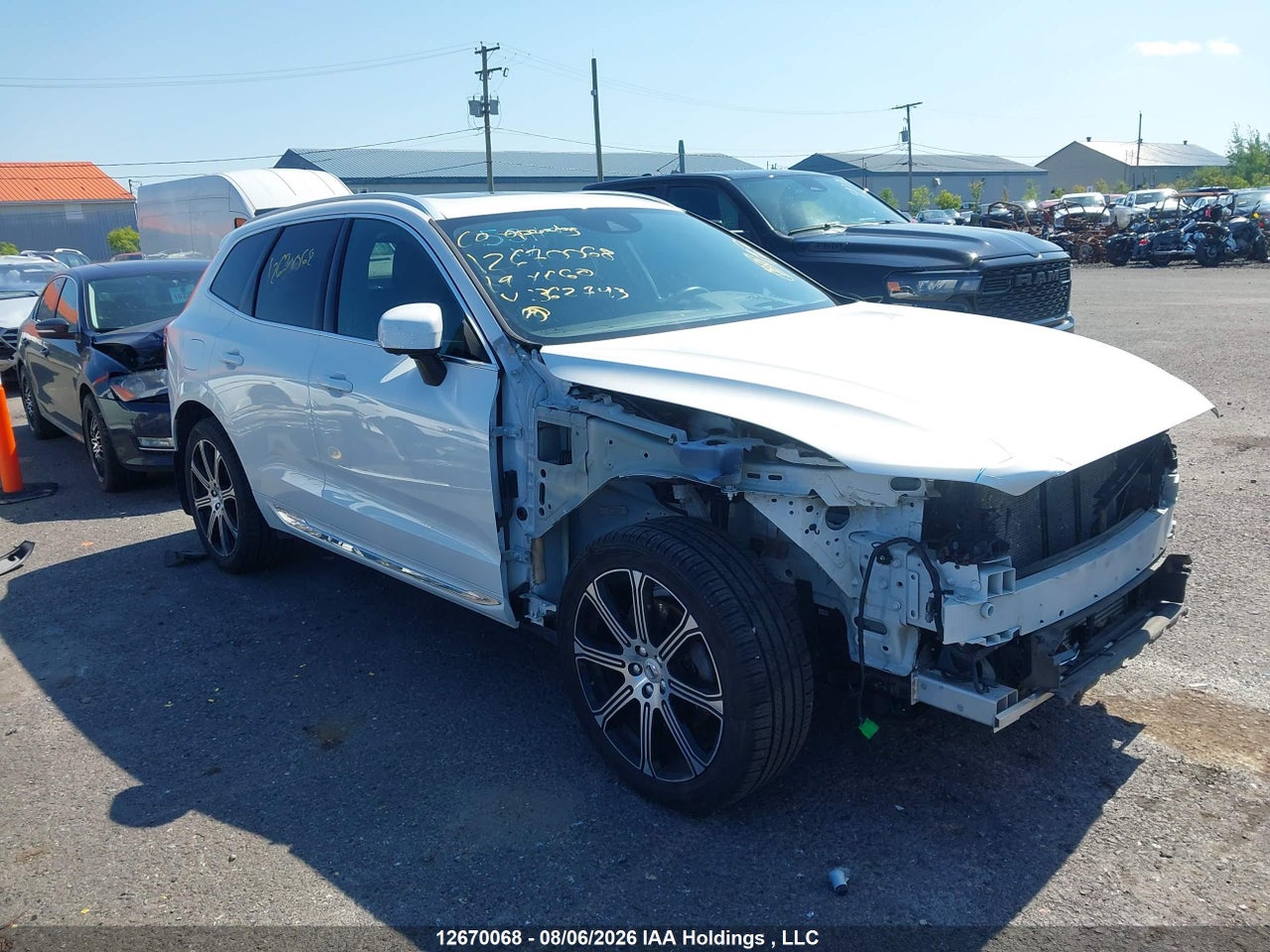 LYVA22RL5KB362743 · 2019 VOLVO XC60 T6 INSCRIPTION