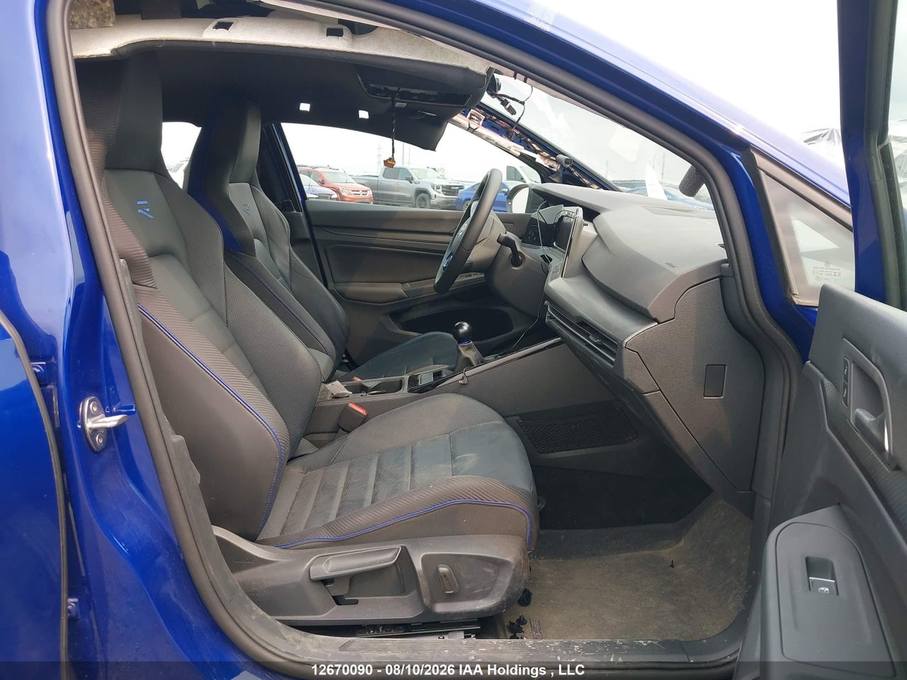 WVWDB7CD1RW135582 · 2024 VOLKSWAGEN GOLF R · 5/22