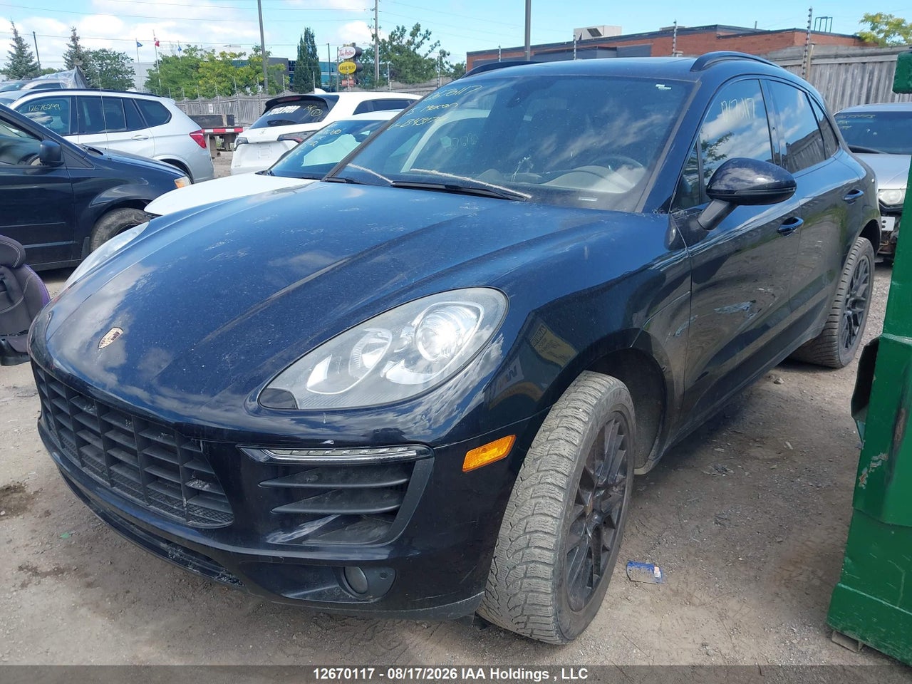 WP1AB2A53FLB43177 · 2015 PORSCHE MACAN · 2/16