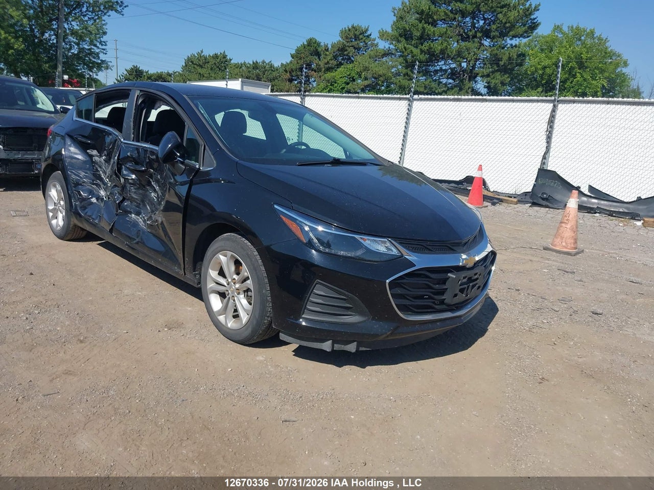 3G1BE6SM4KS553056 · 2019 CHEVROLET CRUZE LT