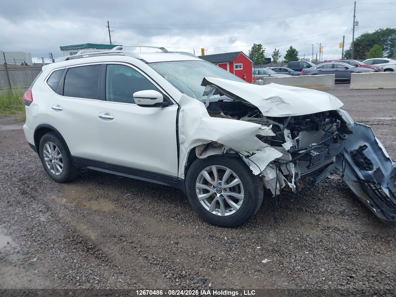 5N1AT2MT8JC717656 · 2018 NISSAN ROGUE S/SL