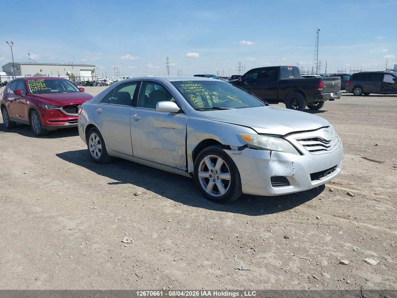 4T1BF3EK3BU677585 · 2011 TOYOTA CAMRY SE/LE/XLE