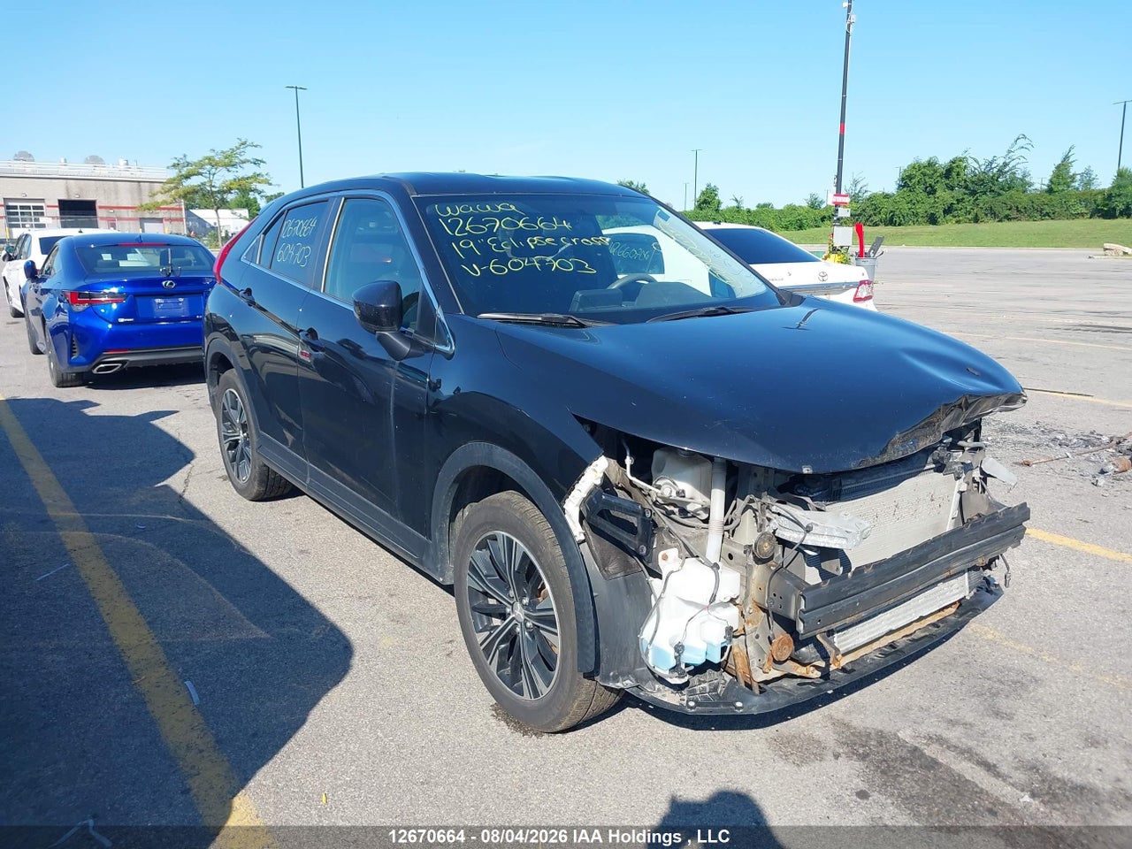 JA4AT3AAXKZ604703 · 2019 MITSUBISHI ECLIPSE CROSS ES