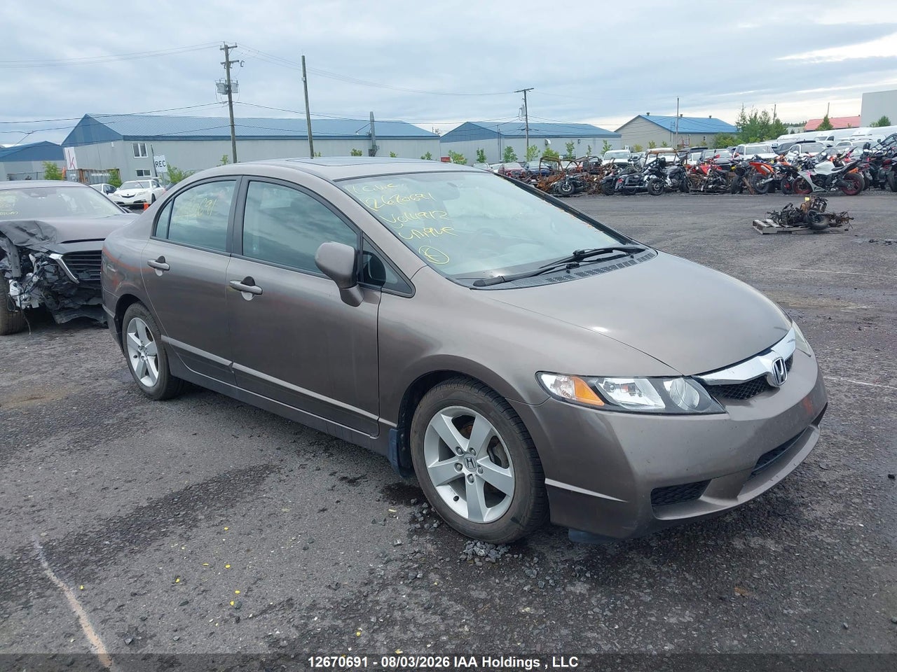 2HGFA1F60BH014912 · 2011 HONDA CIVIC SE