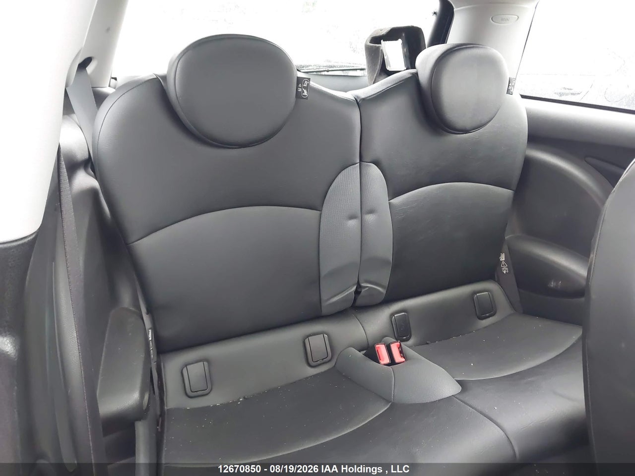 WMWMF33539TW76055 · 2009 MINI COOPER · 8/22