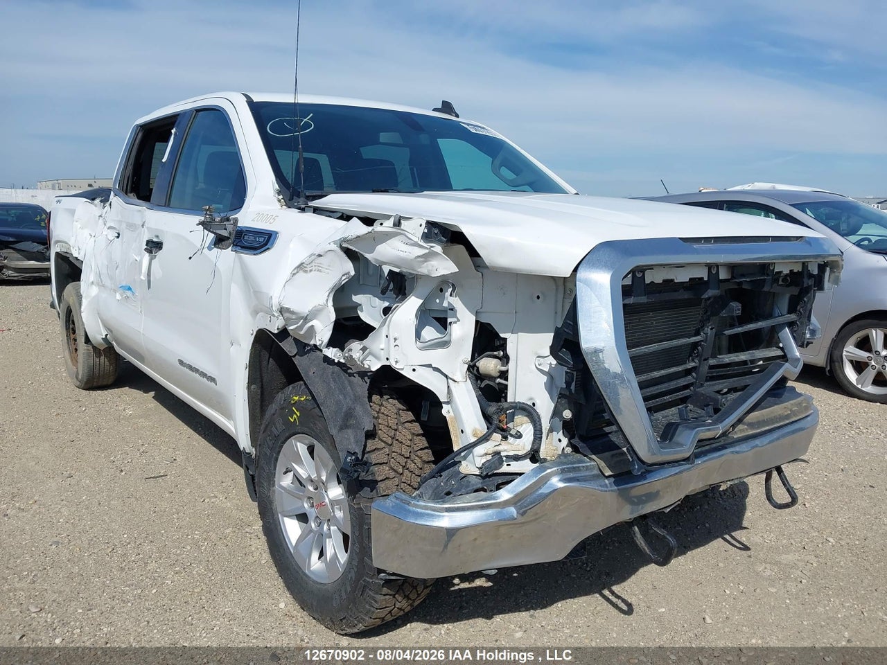1GTU9BED7LZ152016 · 2020 GMC SIERRA 1500 SLE