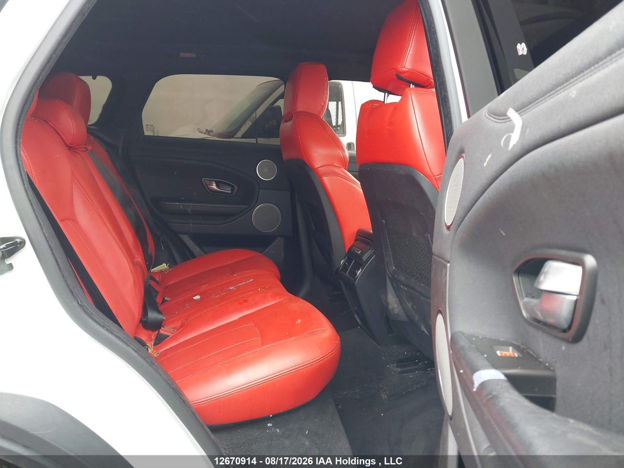 SALVP2RX1JH316404 · 2018 LAND ROVER RANGE ROVER EVOQUE SE · 8/22