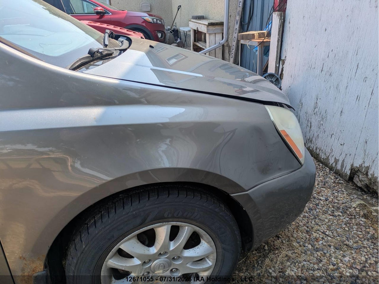 KNDMH4C33A6362068 · 2010 KIA SEDONA EX
