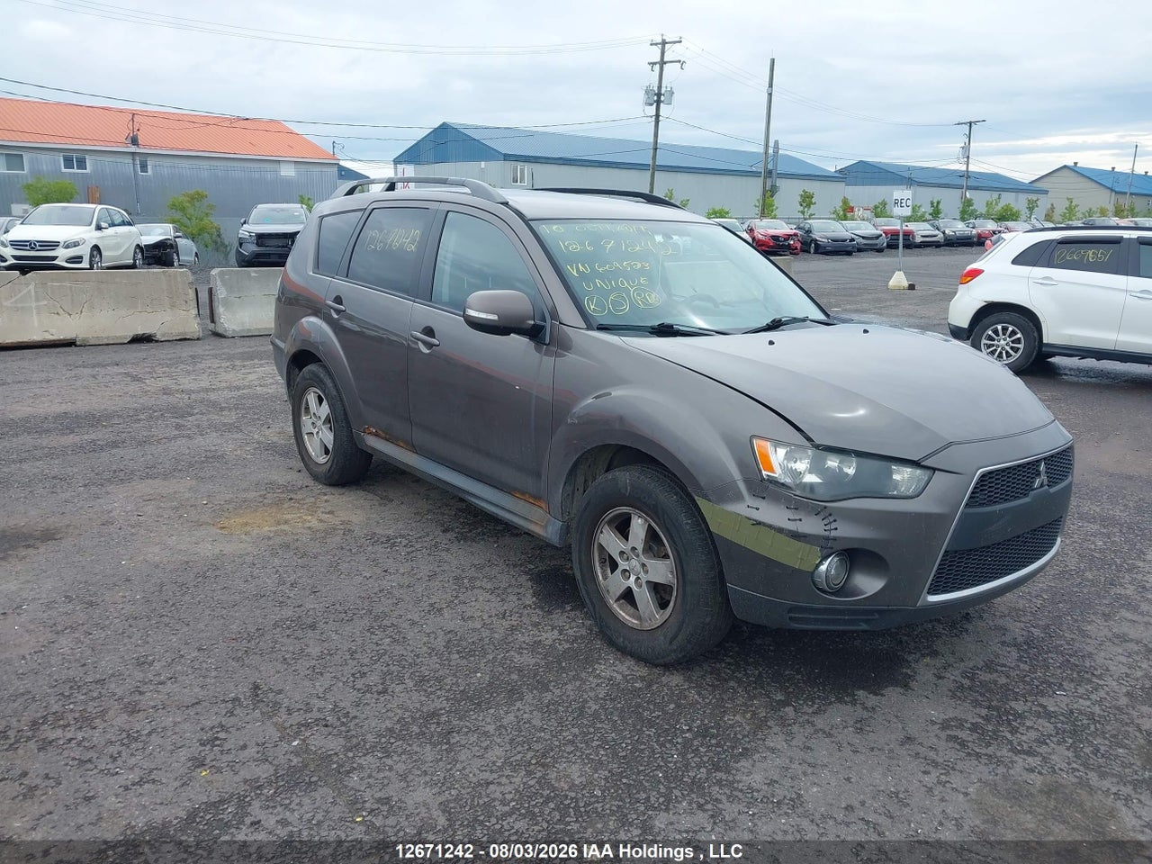 JA4JT3AX7AZ609523 · 2010 MITSUBISHI OUTLANDER LS