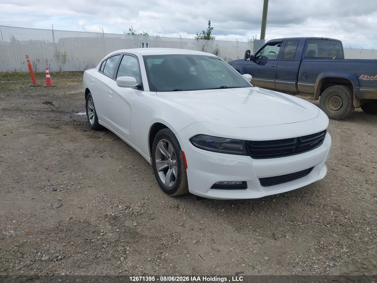 2015 DODGE CHARGER SXT