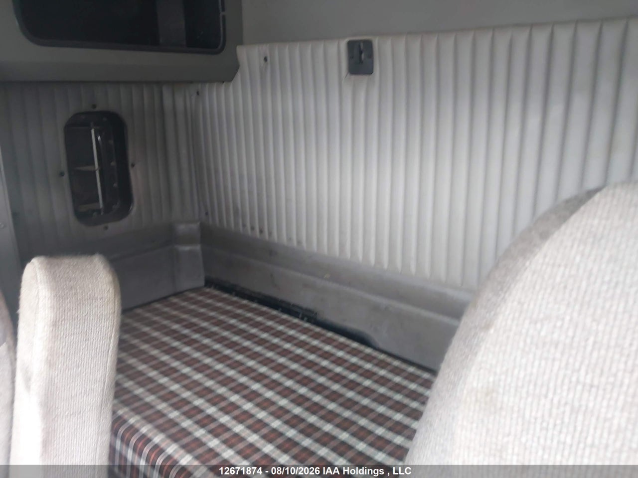 1XKDD40X09R938264 · 2009 KENWORTH CONSTRUCTION T800 · 5/24