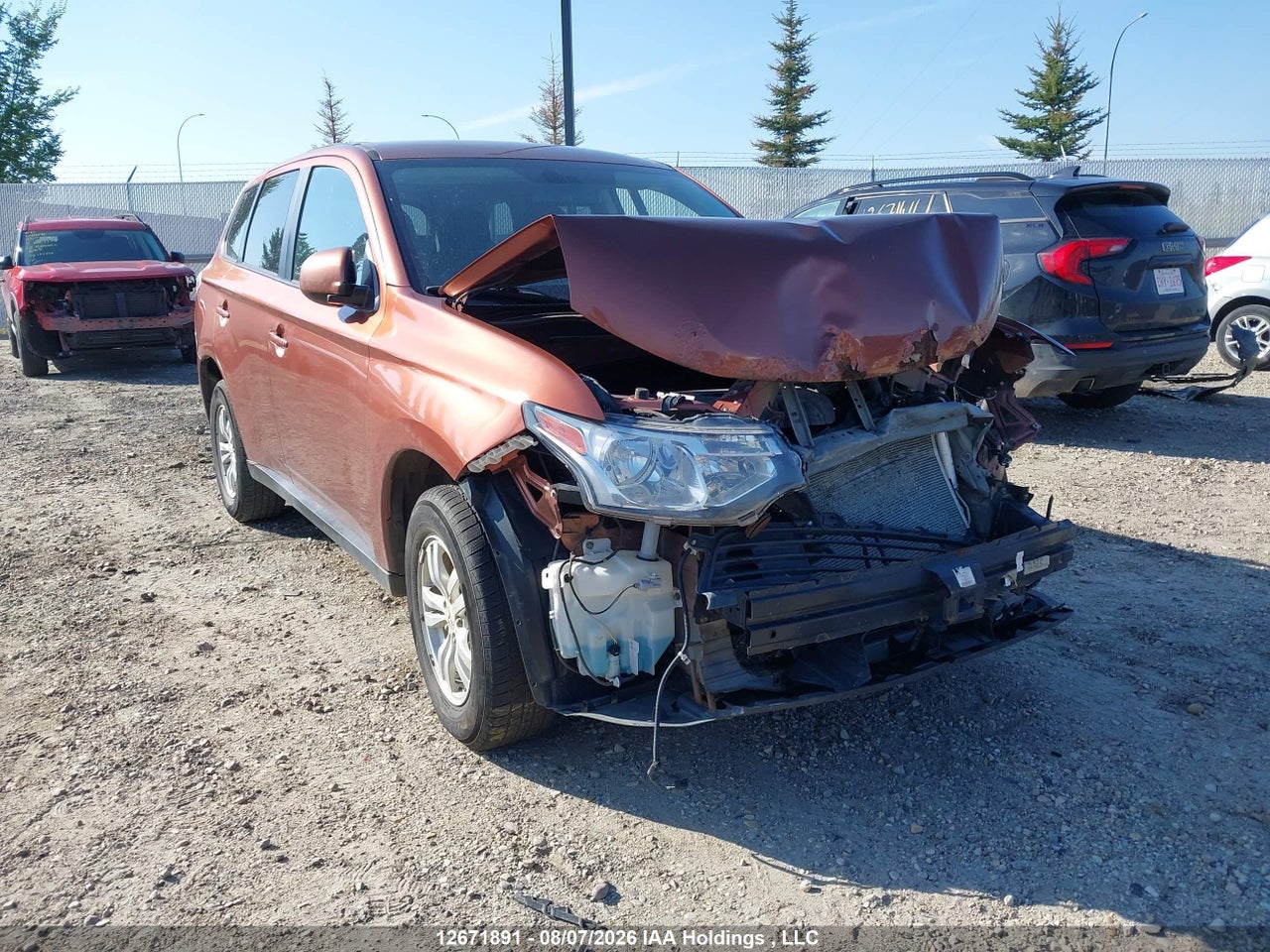 JA4AZ2A33EZ605402 · 2014 MITSUBISHI OUTLANDER ES
