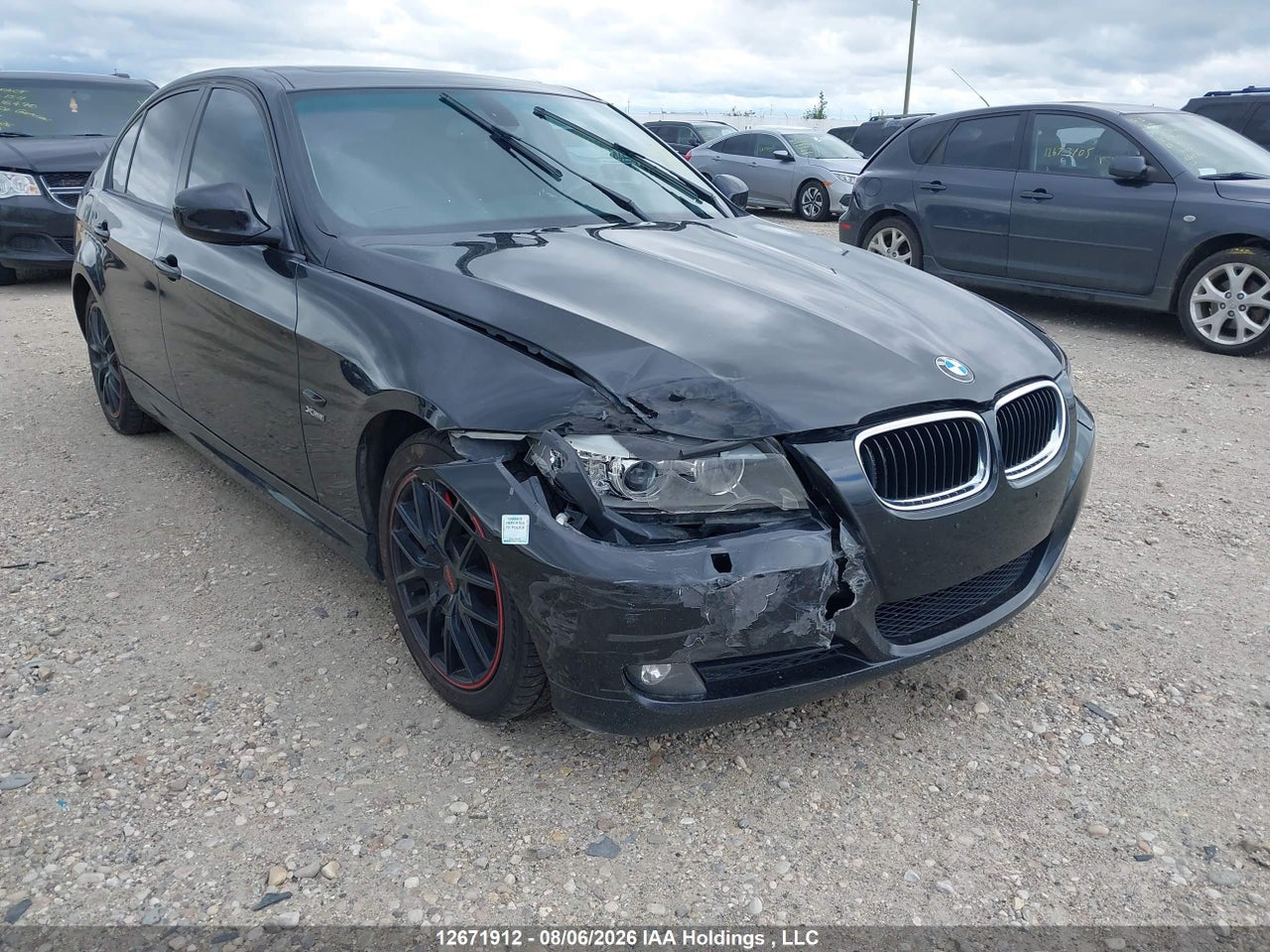 WBAPK7C56BF083438 · 2011 BMW 328 XI · 6/19
