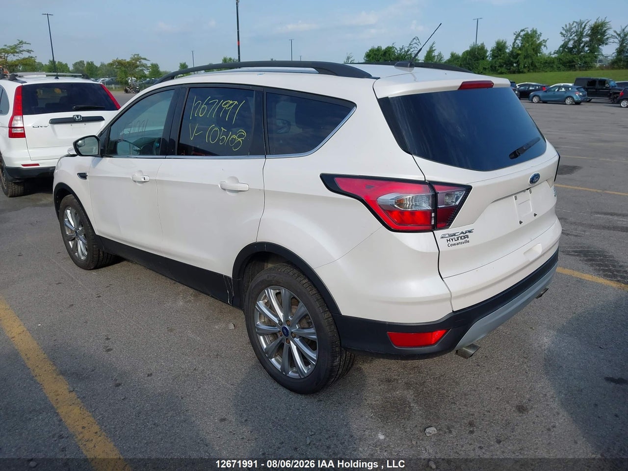 1FMCU9GD4HUC05108 · 2017 FORD ESCAPE SE · 3/19