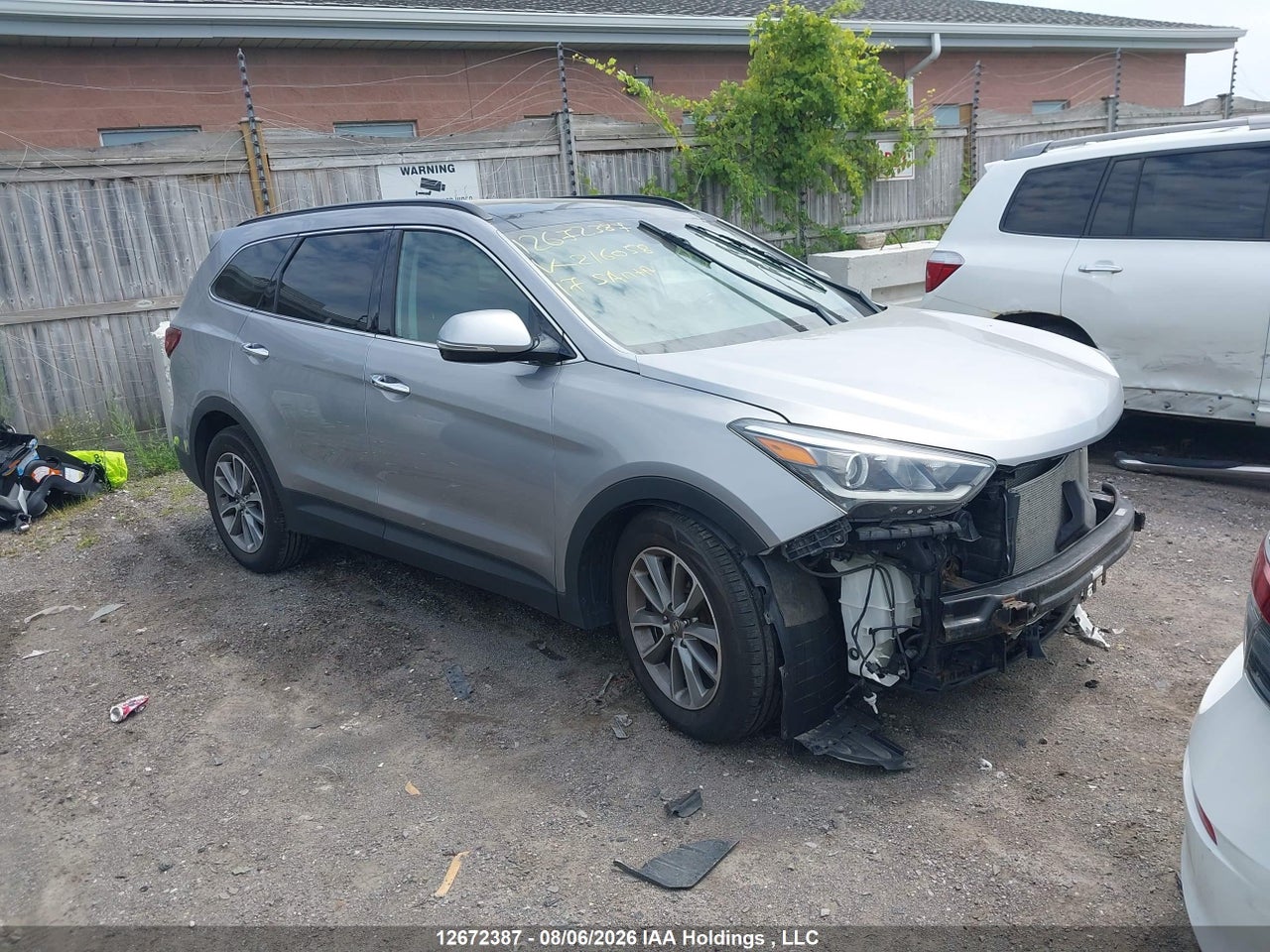 KM8SNDHFXHU216058 · 2017 HYUNDAI SANTA FE XL