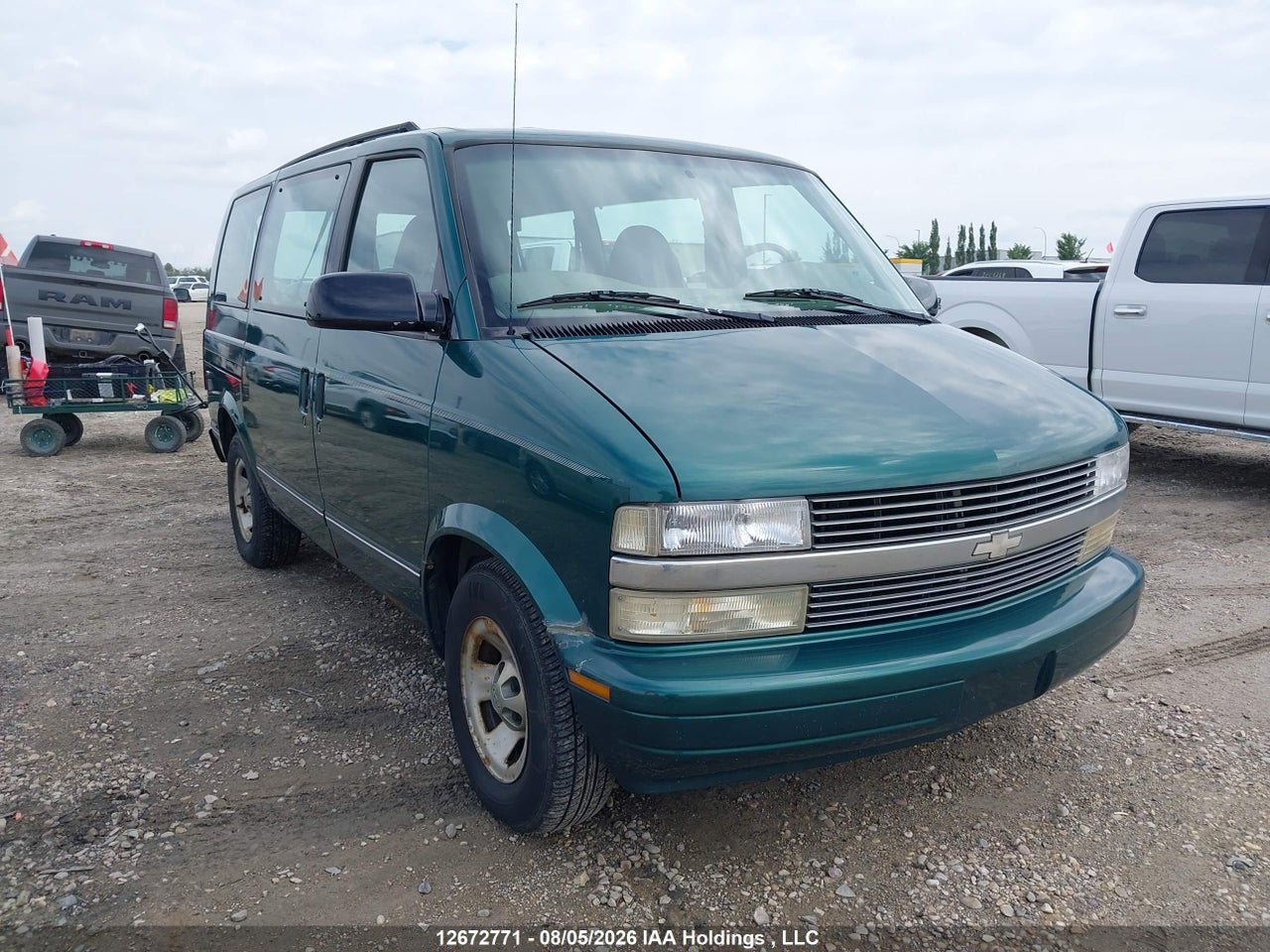 1GNDM19W1XB178296 · 1999 CHEVROLET ASTRO