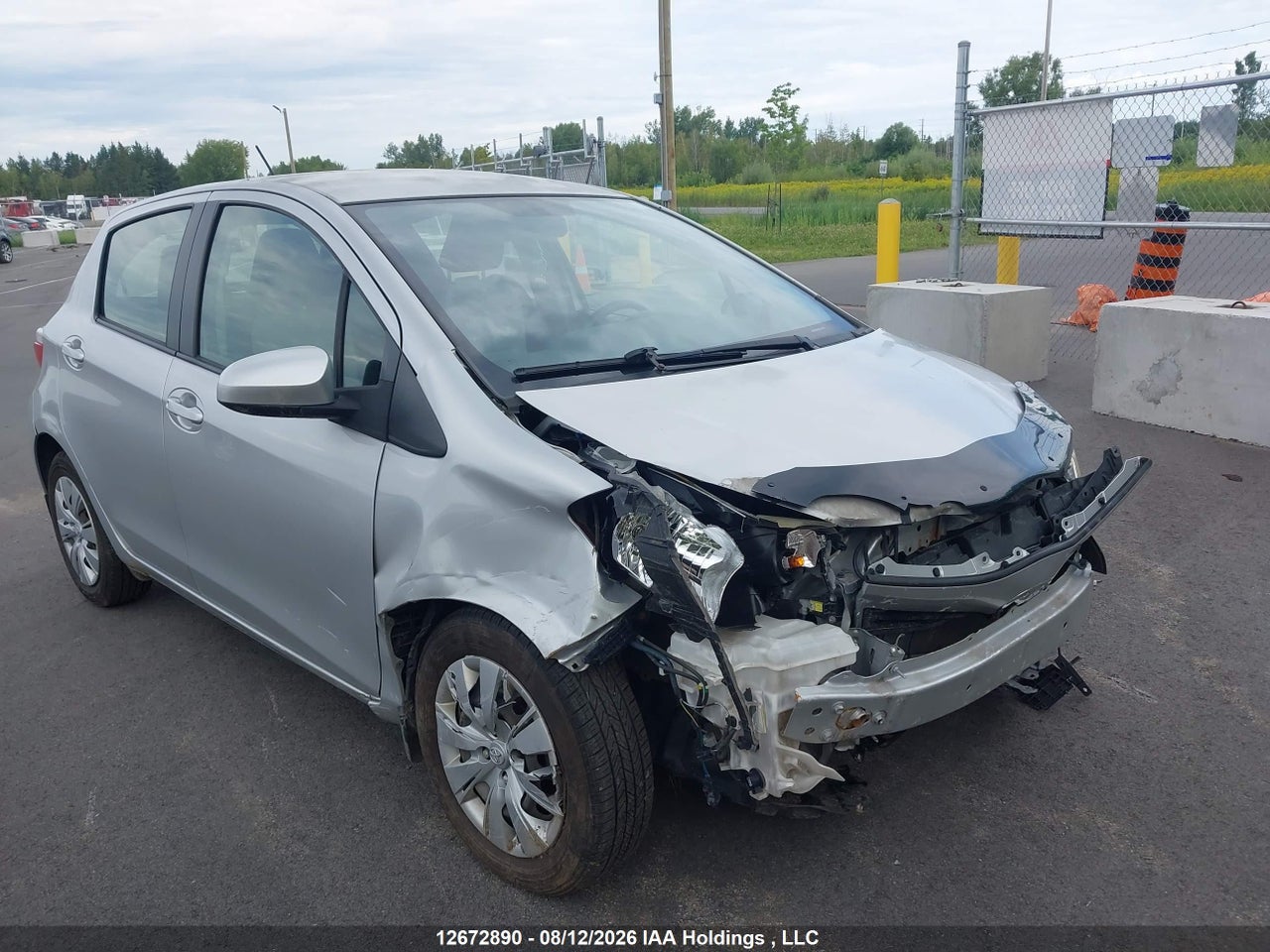 2012 TOYOTA YARIS LE