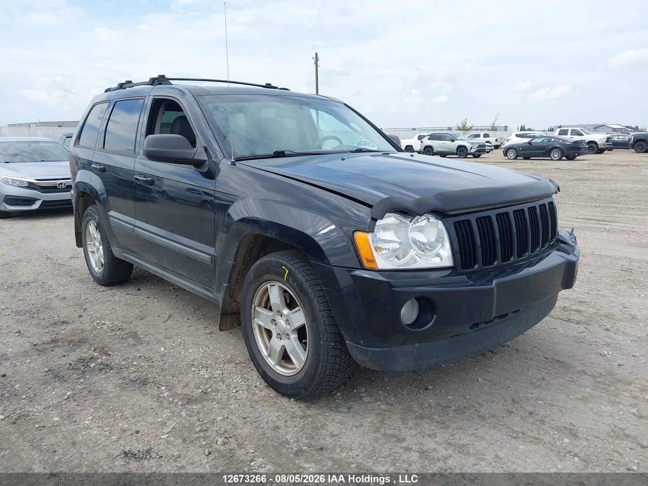 1J8GR48K77C560262 · 2007 JEEP GRAND CHEROKEE LAREDO