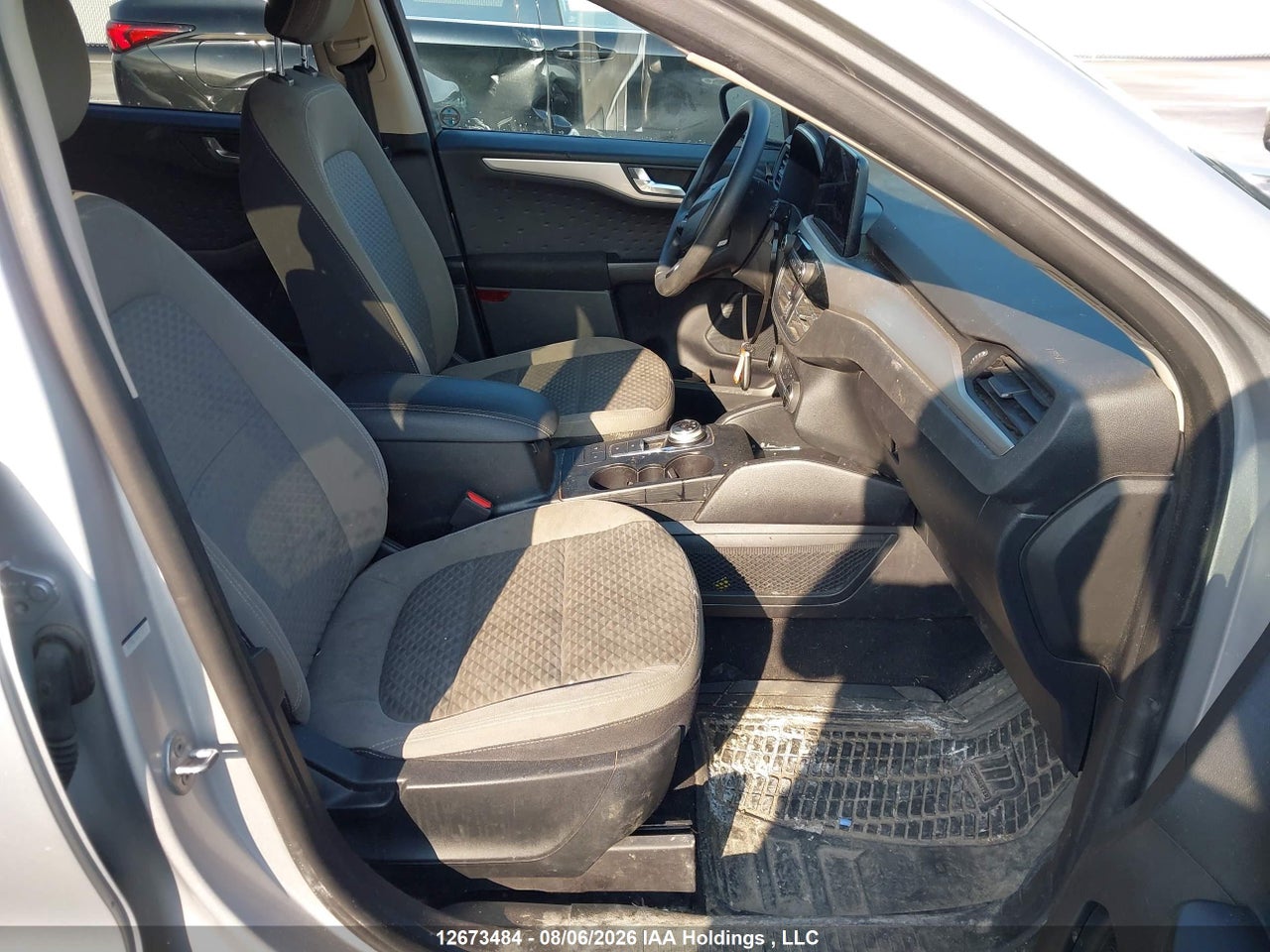 1FMCU9G64LUA87328 · 2020 FORD ESCAPE SE · 5/20