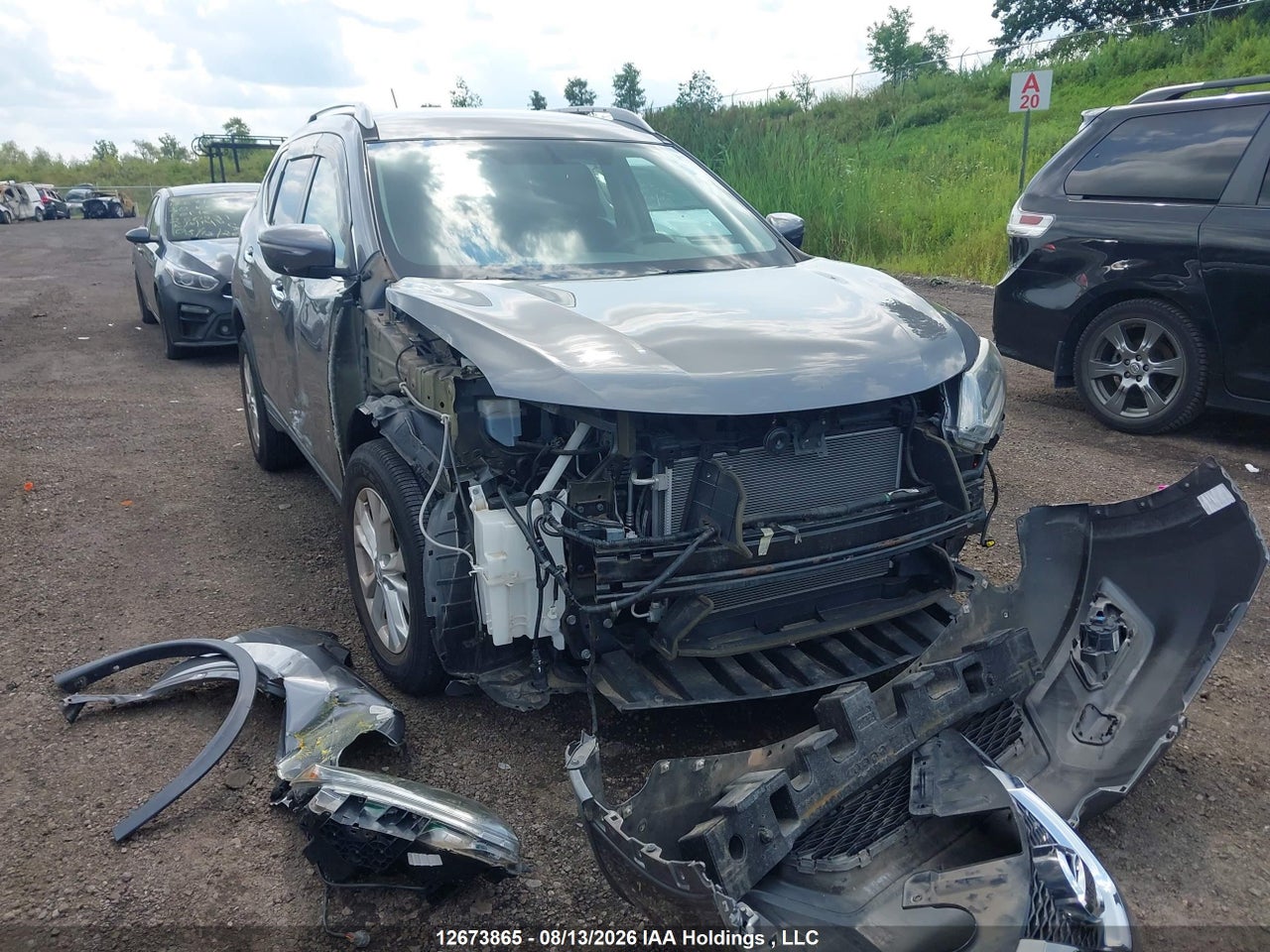 5N1AT2MT3GC866470 · 2016 NISSAN ROGUE S/SV