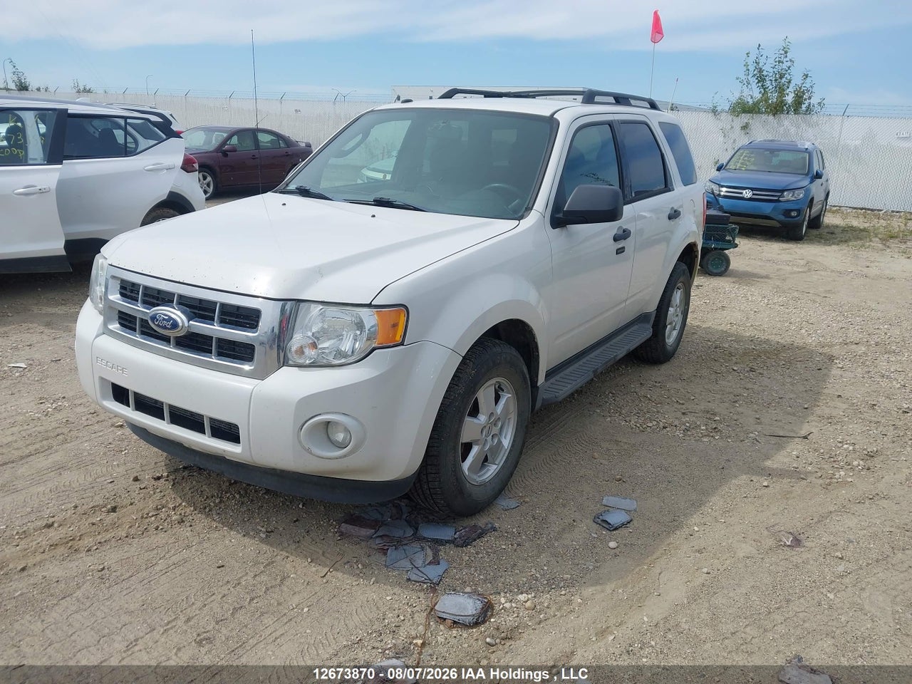 1FMCU9DG1BKA29166 · 2011 FORD ESCAPE XLT AUTOMATIC · 2/18