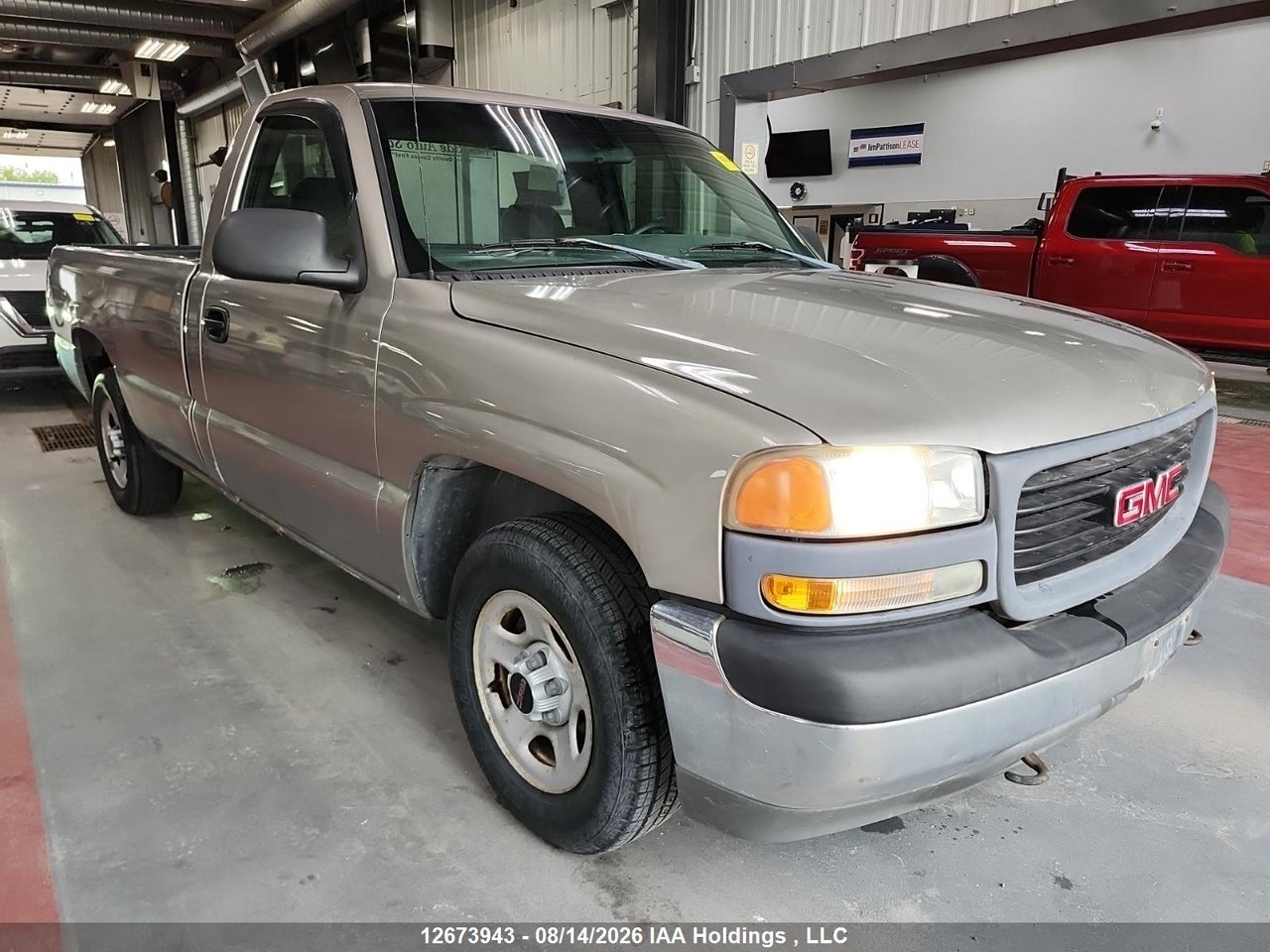 1GTEC14W22Z315835 · 2002 GMC NEW SIERRA C1500