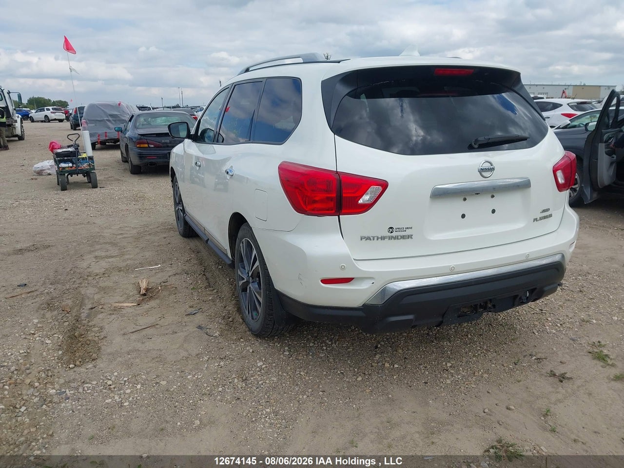 2020 NISSAN PATHFINDER PLATINUM · 3/19
