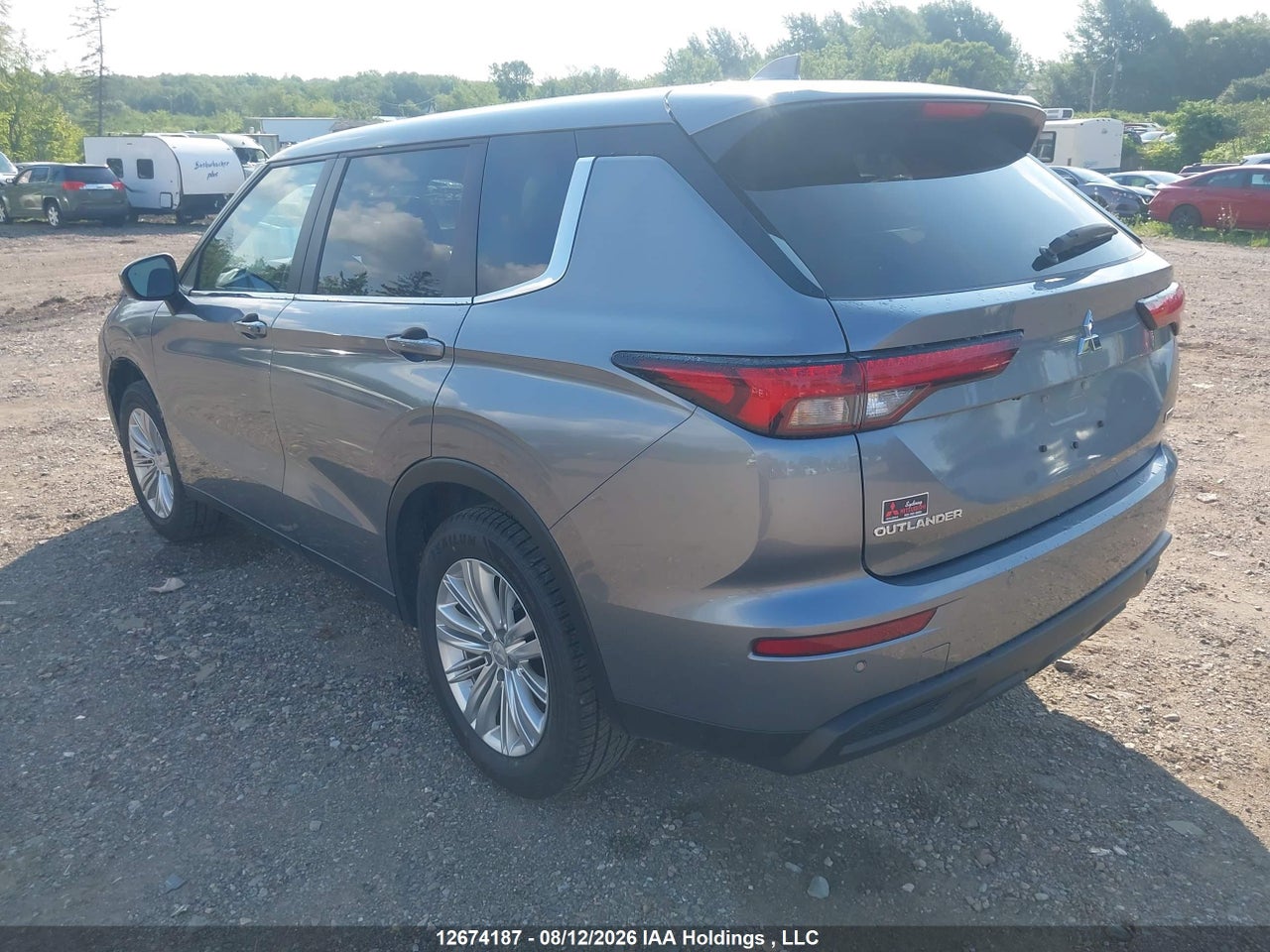 JA4J4UA86RZ604885 · 2024 MITSUBISHI OUTLANDER ES · 3/17