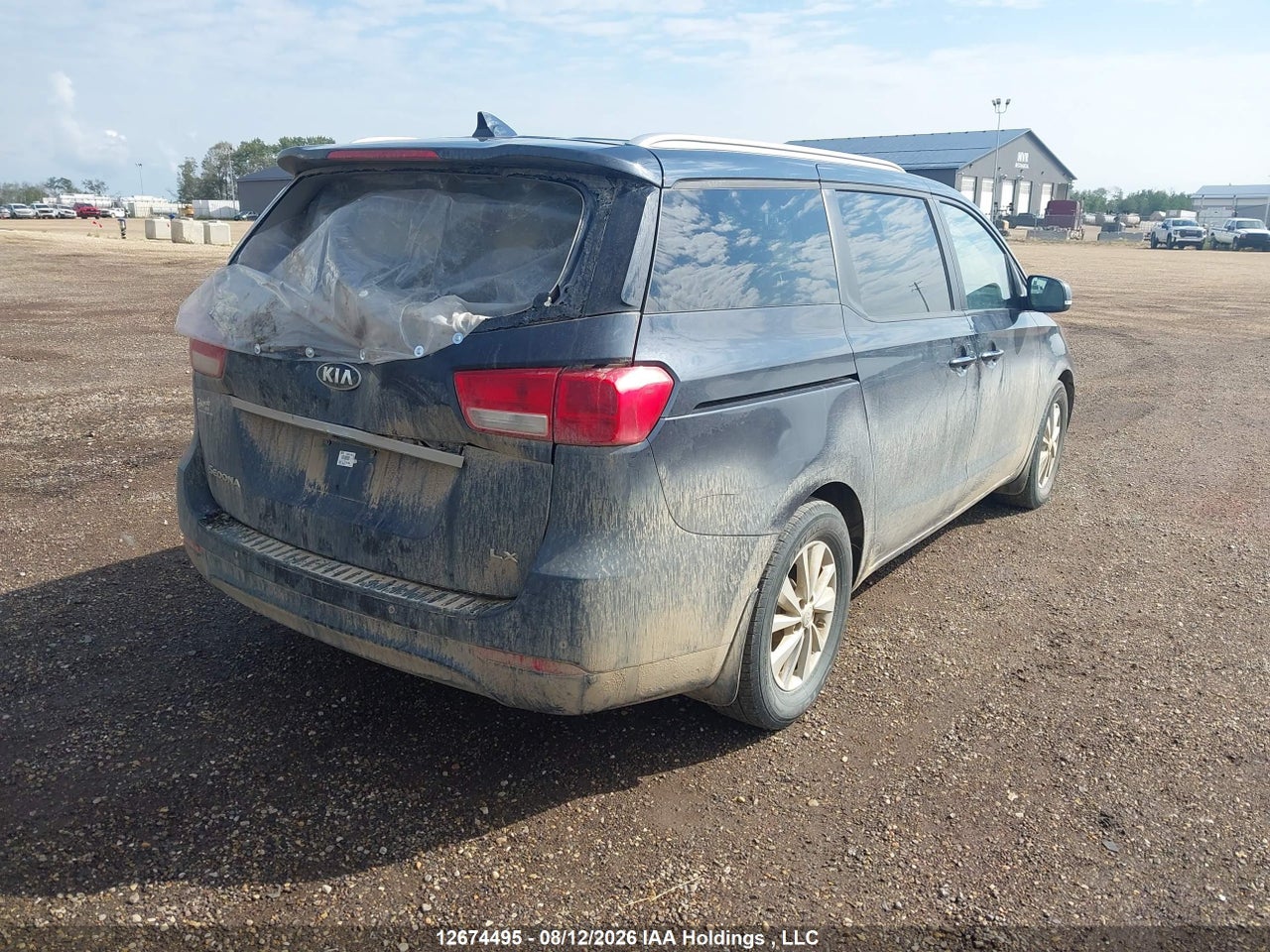 2017 KIA SEDONA LX · 4/17