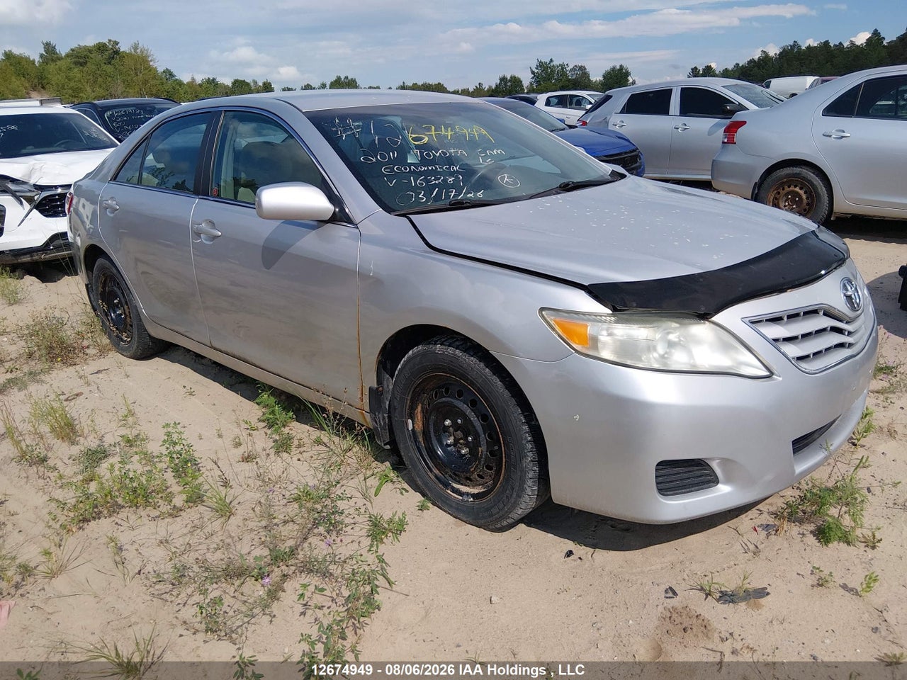 4T1BF3EK4BU163289 · 2011 TOYOTA CAMRY LE