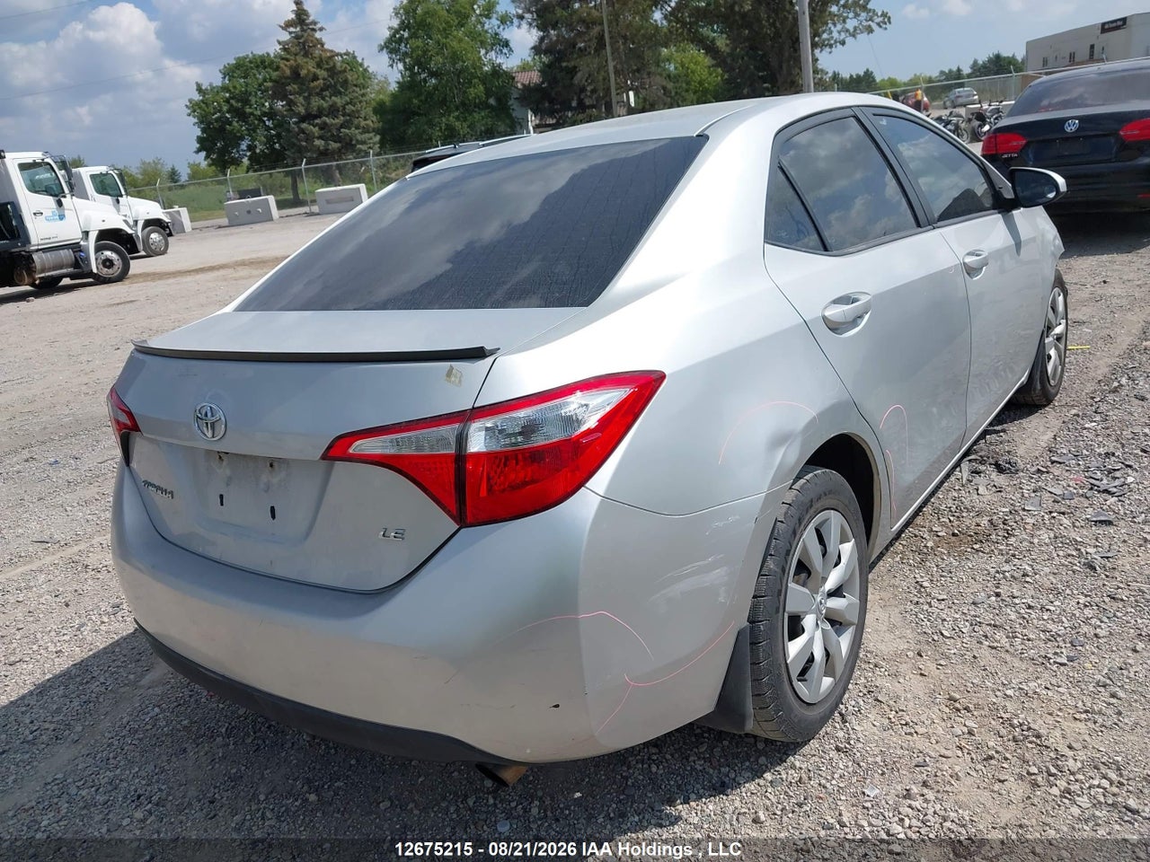 2T1BURHE9FC441612 · 2015 TOYOTA COROLLA LE · 4/18