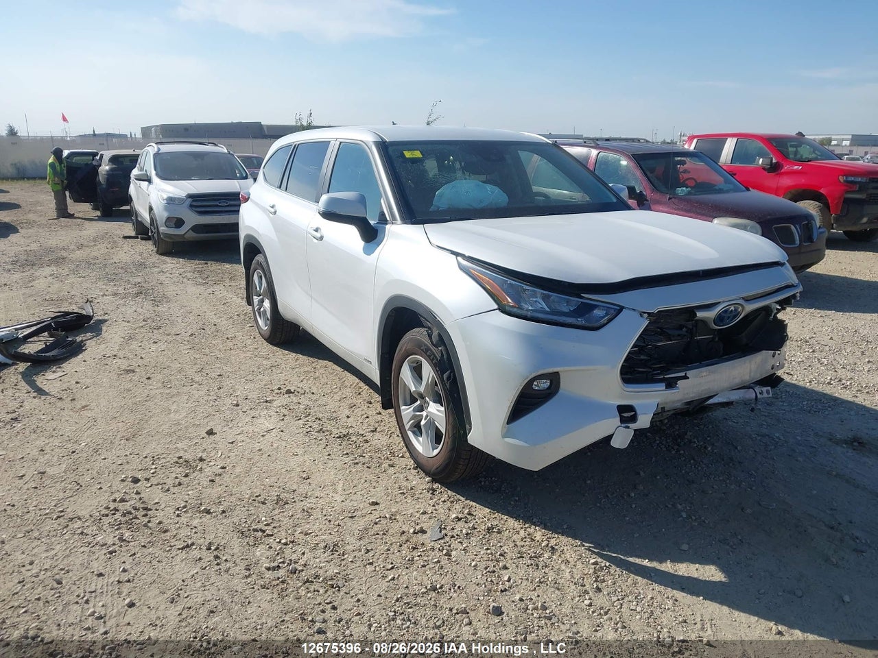 2023 TOYOTA HIGHLANDER HYBRID LE