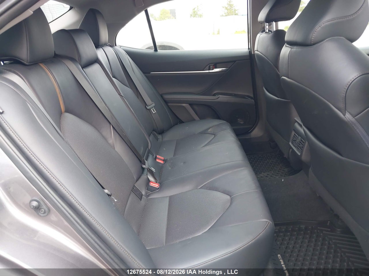 4T1F11AK9LU906847 · 2020 TOYOTA CAMRY XLE · 8/19