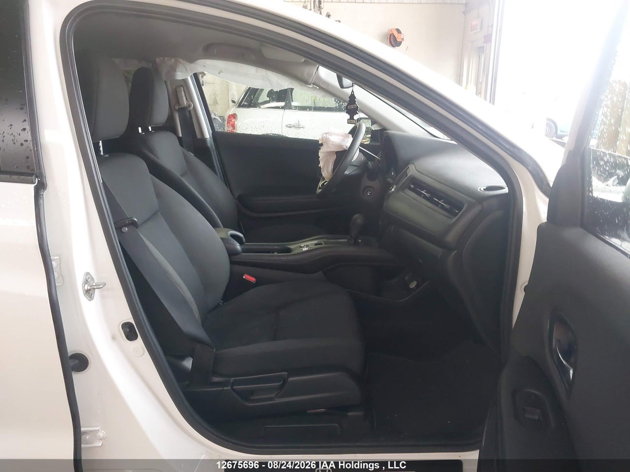 3CZRU5H32LM100362 · 2020 HONDA HR-V LX · 5/22