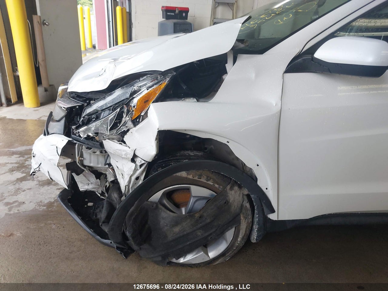 3CZRU5H32LM100362 · 2020 HONDA HR-V LX · 6/22