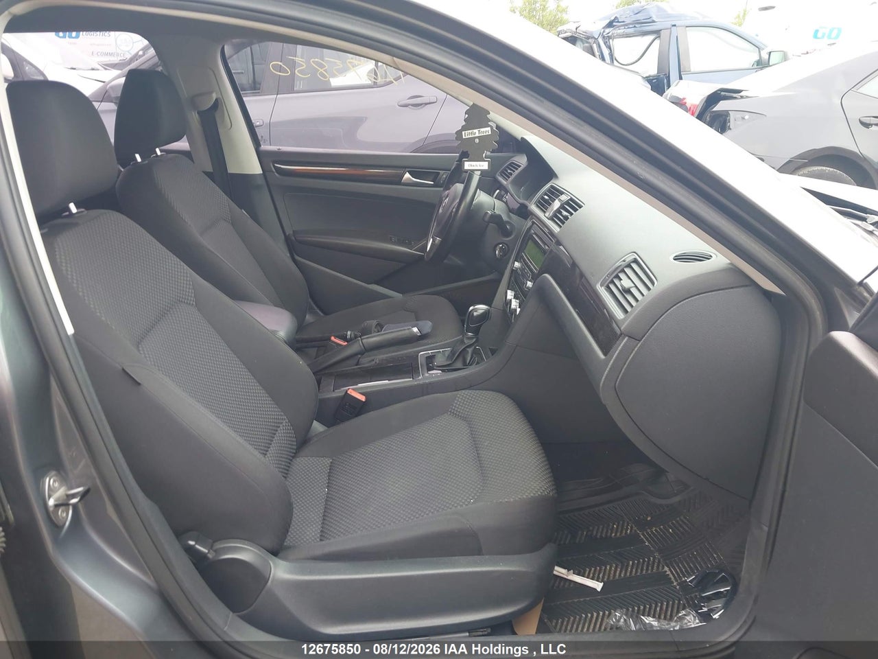 1VWAH7A34EC011763 · 2014 VOLKSWAGEN PASSAT S · 5/16
