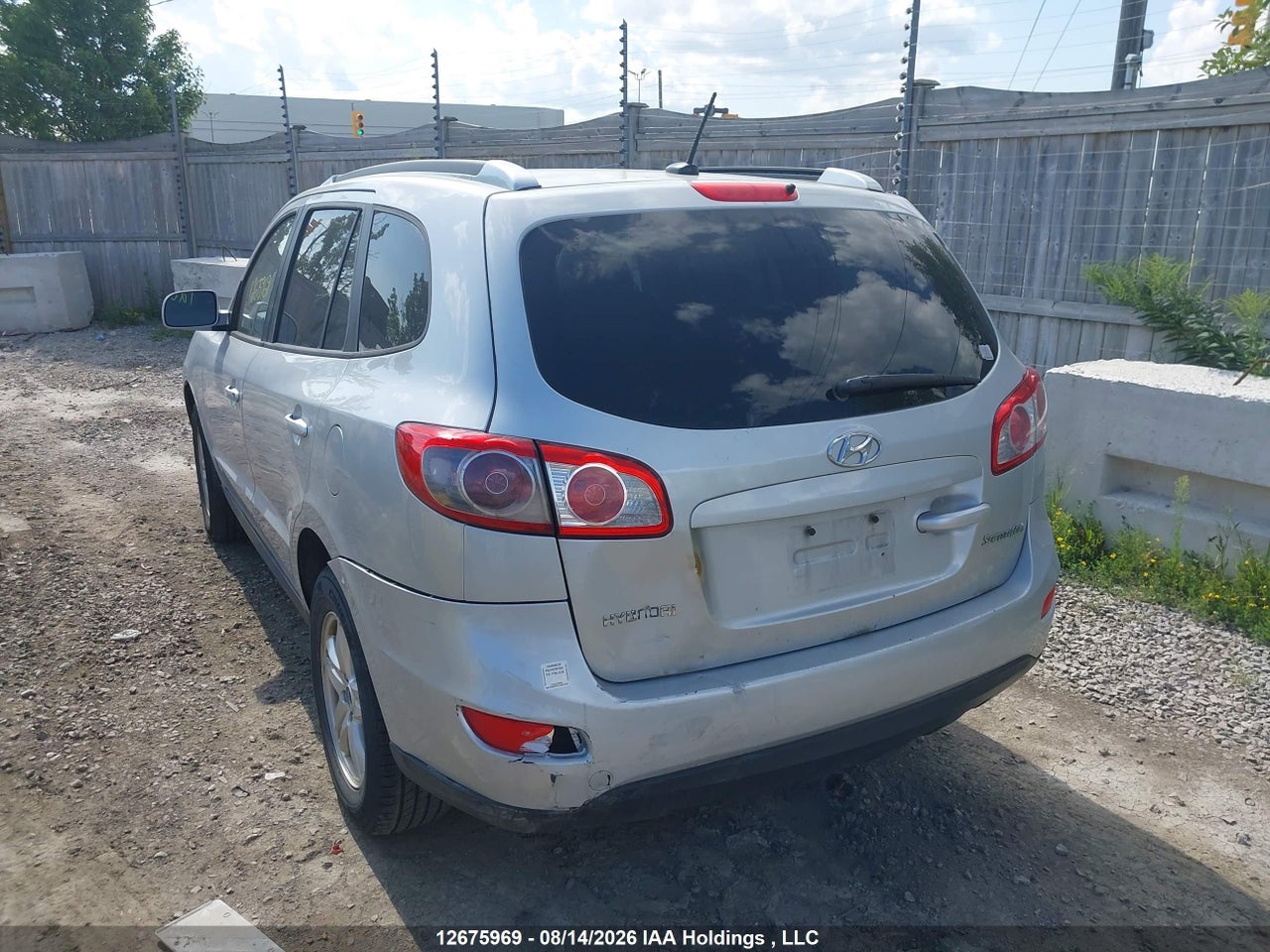 5NMSG3AB5AH412955 · 2010 HYUNDAI SANTA FE GLS · 6/17