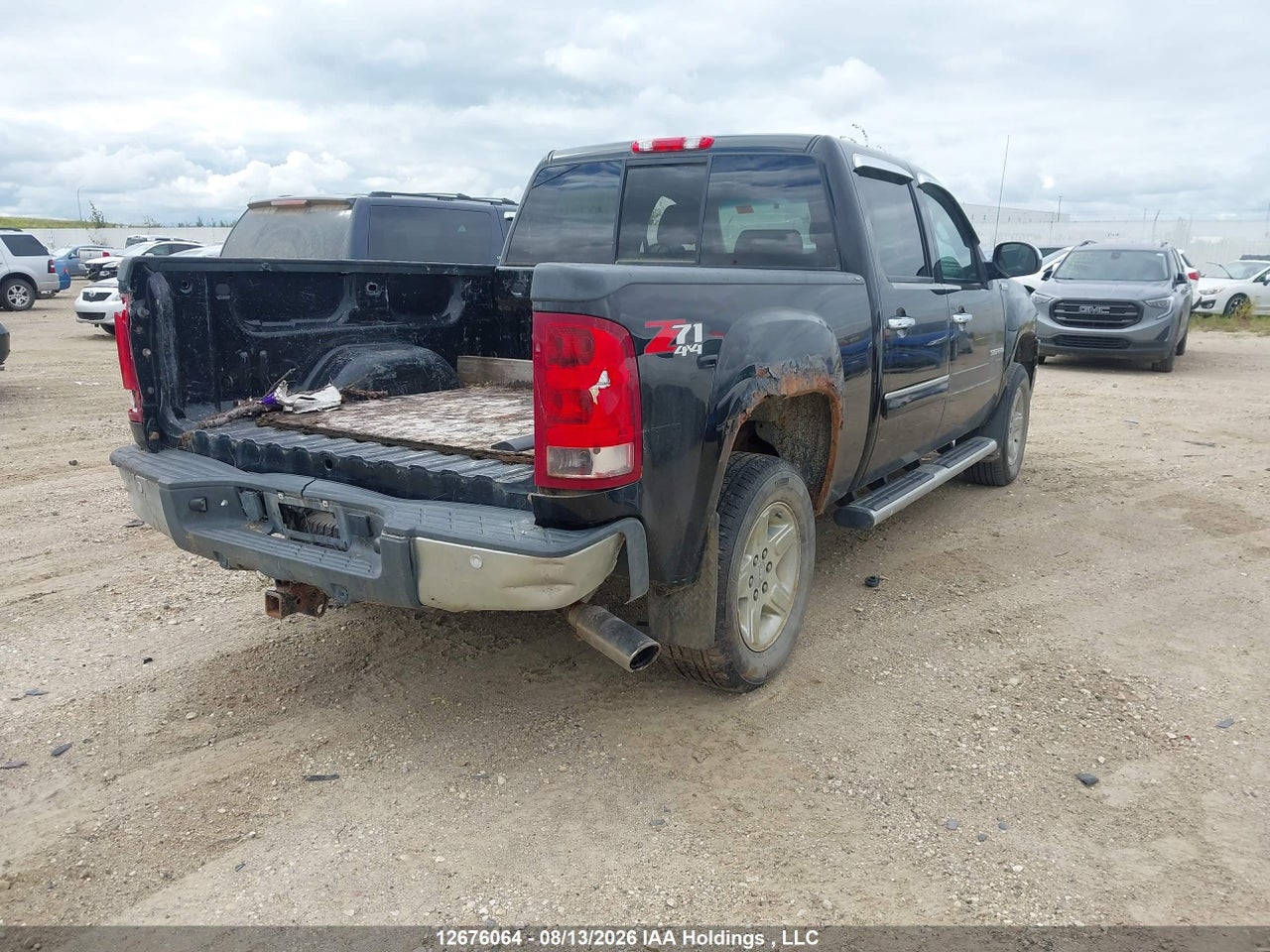 3GTP2WE38BG338100 · 2011 GMC SIERRA 1500 SLT · 4/19