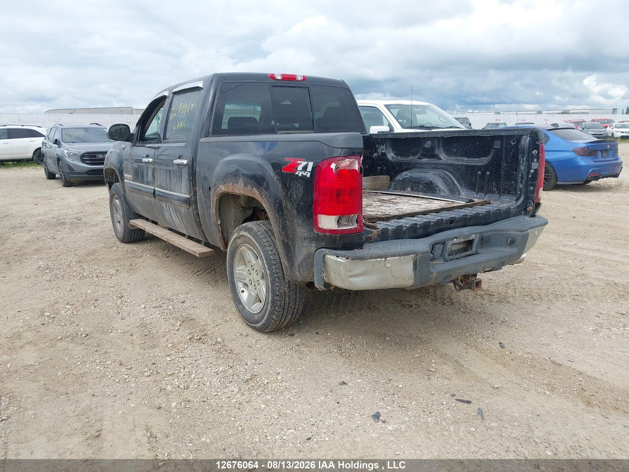 3GTP2WE38BG338100 · 2011 GMC SIERRA 1500 SLT · 3/19